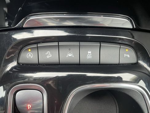 Used 2023 Buick Envision Essence image 22