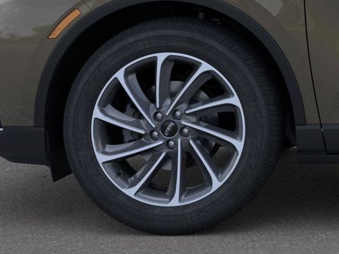 New 2025 Lincoln Corsair AWD w/ Equipment Group 101A image 19