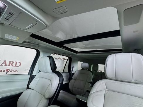 New 2026 Lincoln Navigator Reserve AWD/4WD image 24