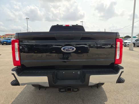 Used 2024 Ford F350 XLT AWD/4WD image 4