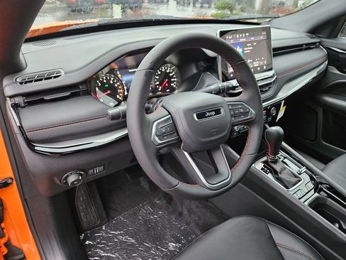 New 2026 Jeep Compass Trailhawk image 19