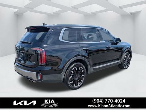 Used 2025 Kia Telluride SX Prestige AWD/4WD image 3