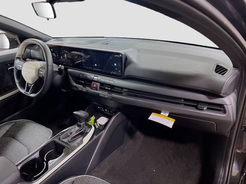 New 2025 Kia K4 GT-Line image 28