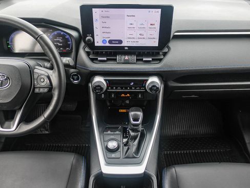 Used 2024 Toyota RAV4 XSE image 13