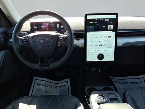 Used 2023 Ford Mustang Mach-E Select image 4