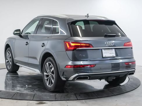 Used 2023 Audi Q5 2.0T Premium Plus w/ Premium Plus Package AWD/4WD image 3