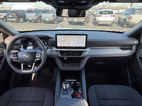 New 2025 Ford Explorer ST-Line w/ Premium Package image 17