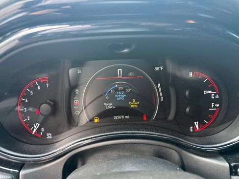 Used 2025 Dodge Durango GT AWD/4WD image 30