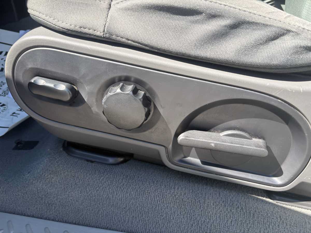 Used 2007 Ford F150 XLT AWD/4WD image 25