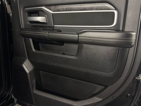 Used 2024 RAM 2500 Big Horn w/ Bed Utility Group image 27