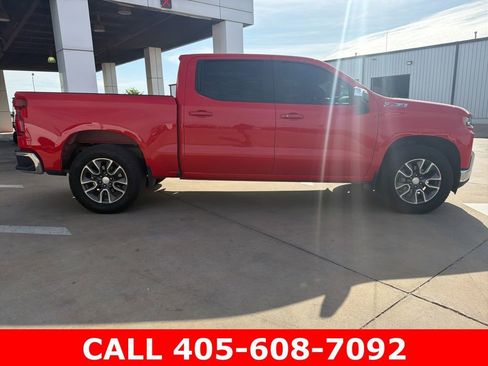 Used 2020 Chevrolet Silverado 1500 LT w/ Texas Edition AWD/4WD image 2