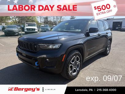 Used 2022 Jeep Grand Cherokee Trailhawk w/ Advanced Protech Group II