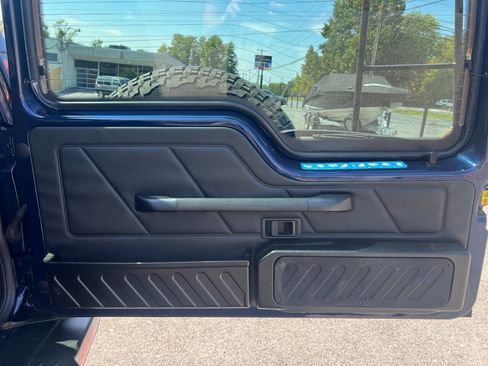 Used 2003 Land Rover Discovery SE image 30