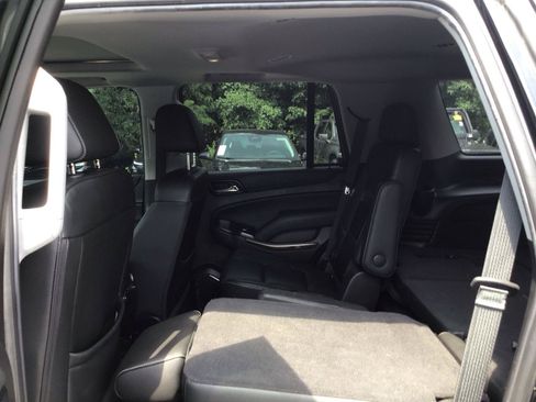 Used 2020 Chevrolet Tahoe LT RWD image 5