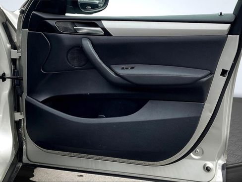 Used 2011 BMW X3 xDrive28i image 23