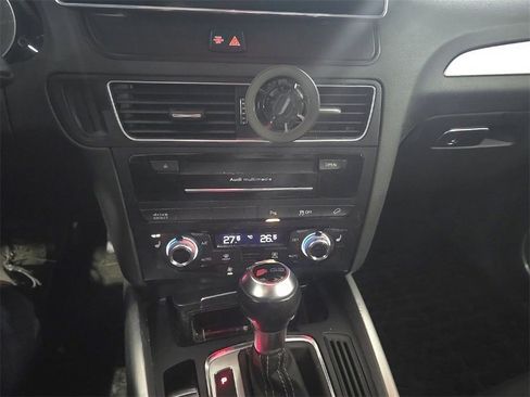 Used 2015 Audi SQ5 Prestige w/ Prestige Package image 16