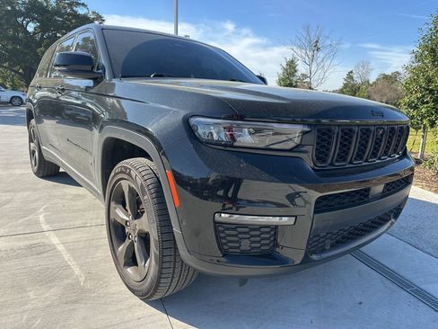 Used 2023 Jeep Grand Cherokee L Limited w/ Luxury Tech Group II image 1