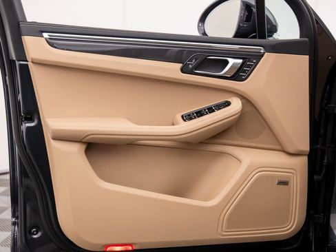 New 2026 Porsche Macan S image 14