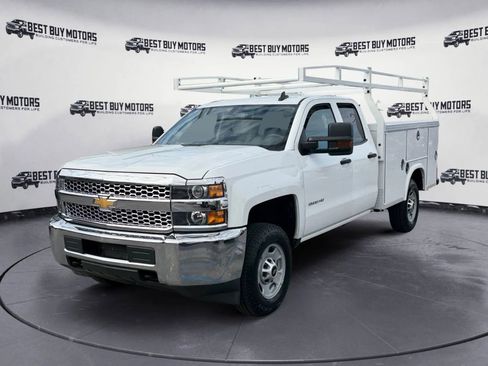 Used 2019 Chevrolet Silverado 2500 W/T w/ WT Convenience Package image 3