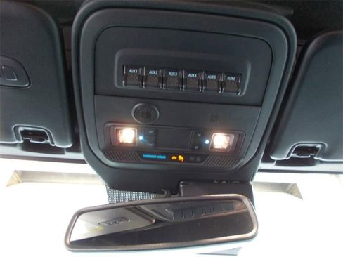 New 2024 Ford Bronco Outer Banks AWD/4WD image 19