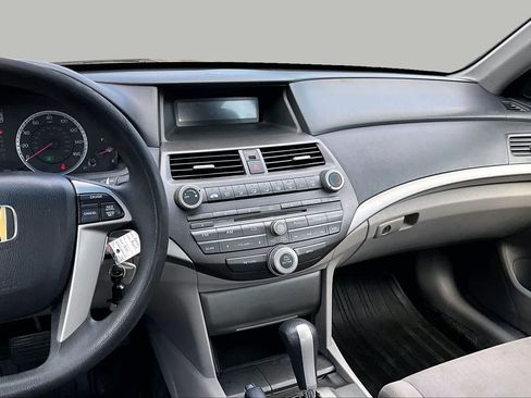 Used 2012 Honda Accord LX image 6