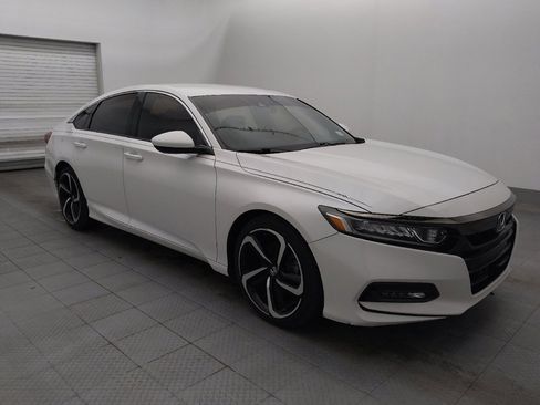 Used 2019 Honda Accord Sport image 11