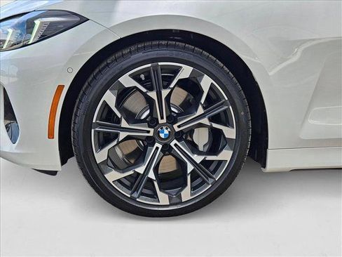 Used 2026 BMW 430i Coupe w/ Parking Assistance Package image 9