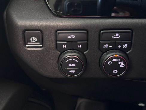 Certified 2022 Chevrolet Silverado 1500 LT image 21