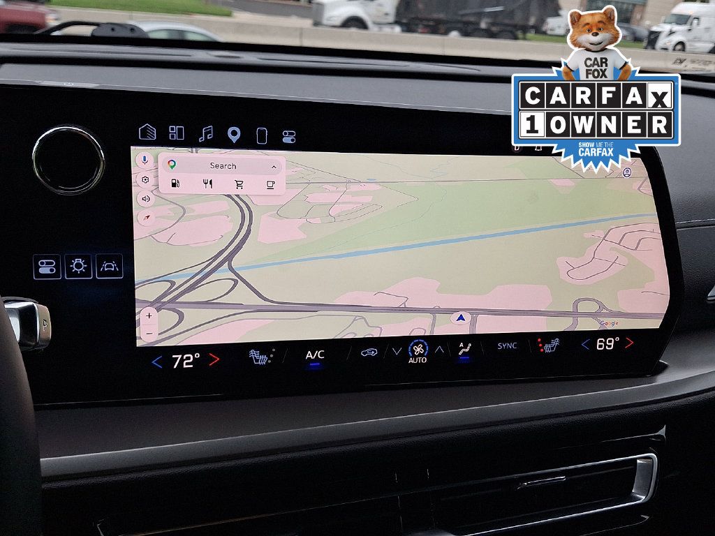 Certified 2024 Chevrolet Traverse LT FWD image 3