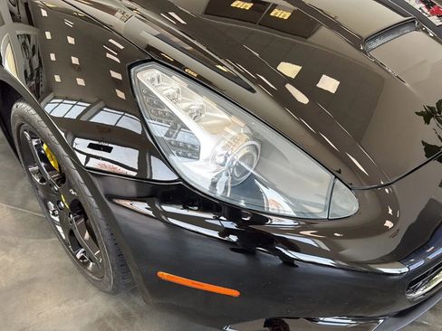 Used 2010 Ferrari California RWD image 27