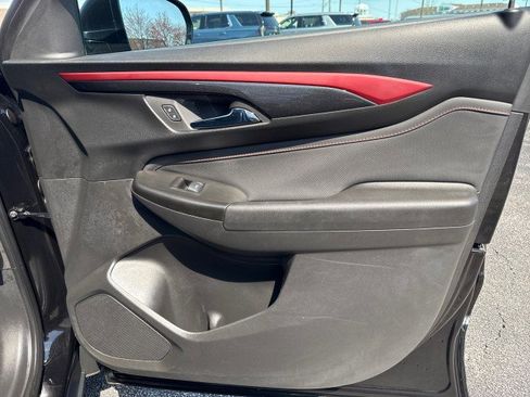 Used 2024 Chevrolet TrailBlazer RS image 30