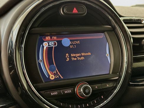 Used 2017 MINI Cooper Clubman ALL4 image 21