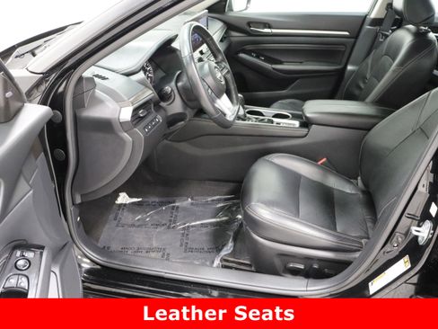 Used 2023 Nissan Altima 2.5 SL image 14