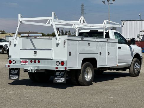 New 2025 RAM 3500 Tradesman image 3