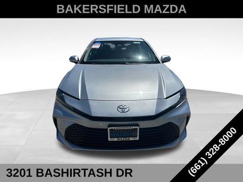 Used 2025 Toyota Camry LE FWD image 10