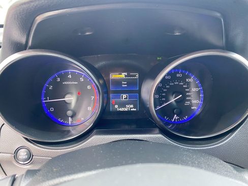 Used 2017 Subaru Outback 2.5i Premium AWD/4WD image 19
