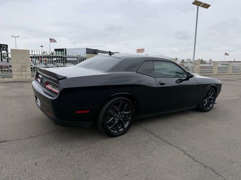Used 2021 Dodge Challenger R/T w/ Blacktop Package RWD image 6