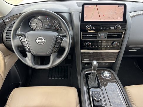 Used 2024 Nissan Armada Platinum w/ Captain's Chairs Package image 3