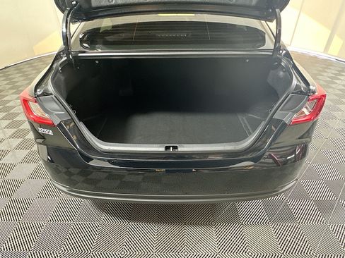 Used 2026 Toyota Camry LE FWD image 31