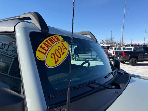 Used 2024 Ford Bronco Badlands image 64