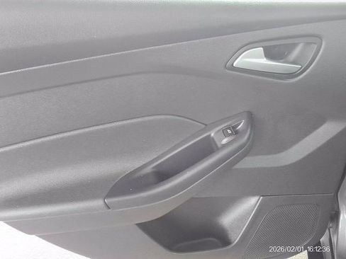 Used 2013 Ford Focus SE image 15