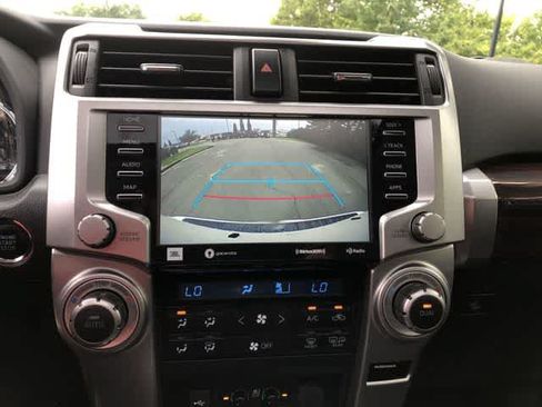 Used 2020 Toyota 4Runner Limited AWD/4WD image 30