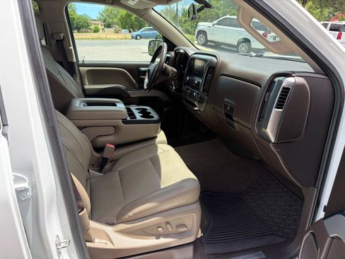 Used 2018 Chevrolet Silverado 1500 LTZ Z71 AWD/4WD image 7