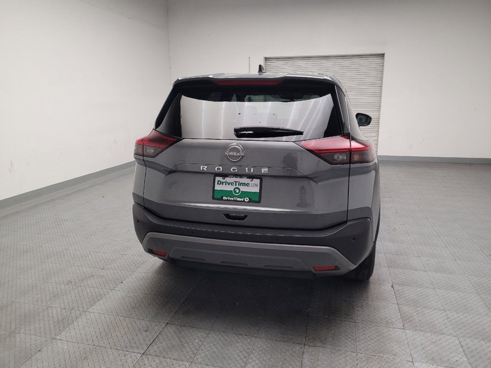 Used 2023 Nissan Rogue S FWD image 7