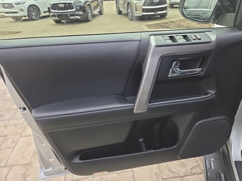 Used 2024 Toyota 4Runner SR5 Premium AWD/4WD image 6