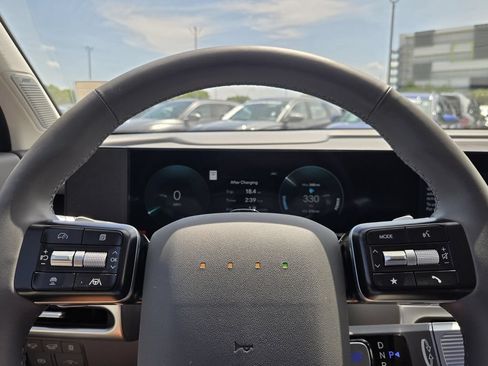 Certified 2026 Hyundai Ioniq 9 Limited AWD/4WD image 22