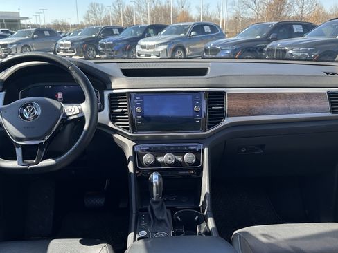Used 2019 Volkswagen Atlas SEL Premium AWD/4WD image 30