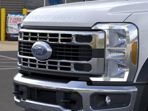 New 2026 Ford F550 XL image 17