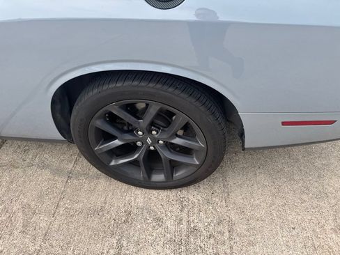 Used 2020 Dodge Challenger SXT w/ Blacktop Package RWD image 5