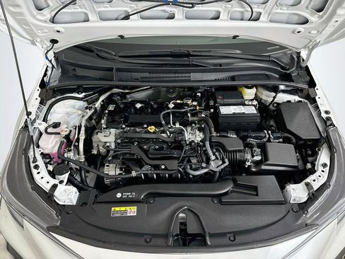 Used 2026 Toyota Corolla SE w/ SE Package FWD image 28
